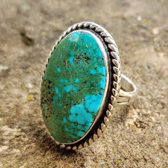 Chimney Butte Jewelry - Chimney Butte Sterling Navajo Turquoise Ring